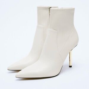 ZARA Elegant Cream Stiletto Ankle Boots